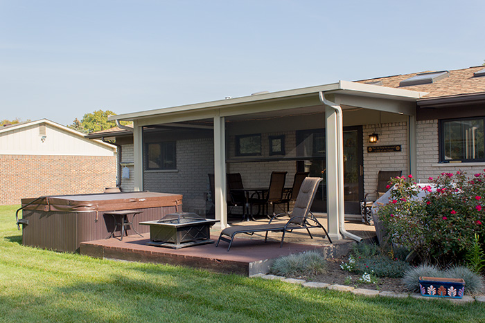 Pavilion, Attached, Florentine Columns, in Sandstone